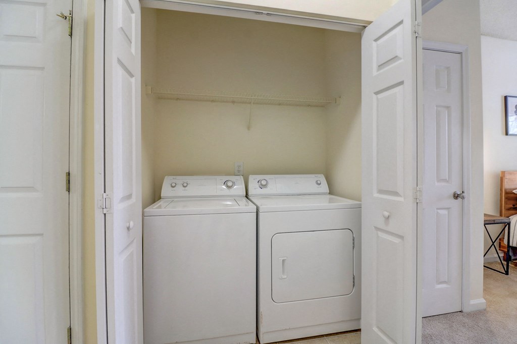 Parkway Grand Apartments, 100 Woodberry Place, Decatur, GA RentCafe